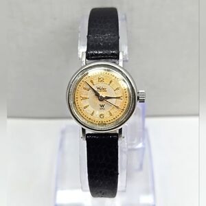 Vintage Womens Wyler Incaflex Swiss Watch Manual Wind Silver Black Leather Runs